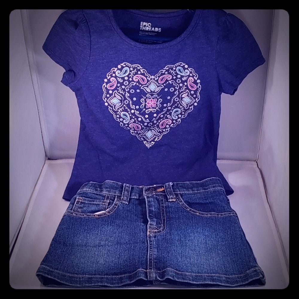 TODDLER JEAN SKIRT W/ UNDER SHORTS W/ BLUE T SHIRT